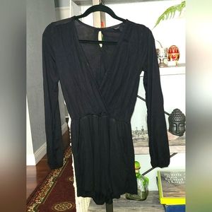 Wet Seal Women's Small Romper With Pockets!